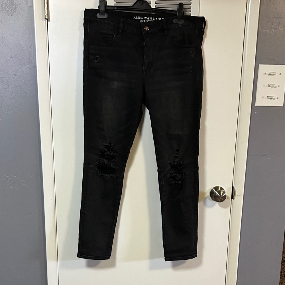 American Eagle Outfitters Distressed Black Skinny Jeans
